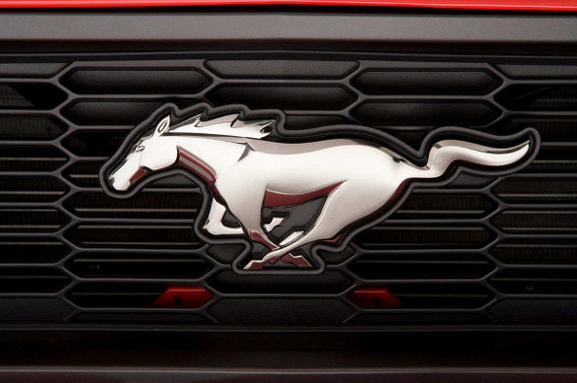 Odzyskano Forda Mustanga